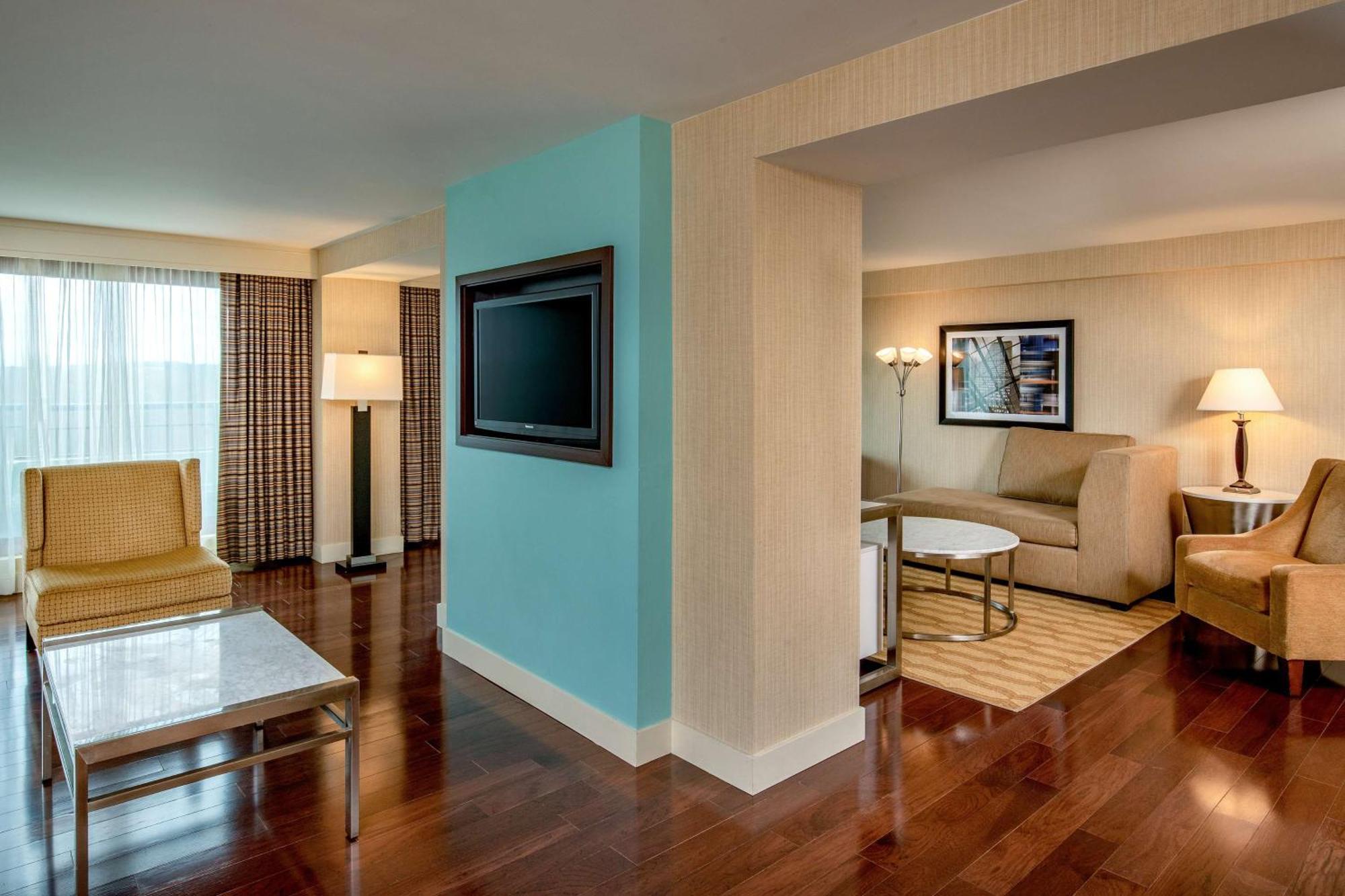 Embassy Suites By Hilton Boston Waltham Exteriér fotografie